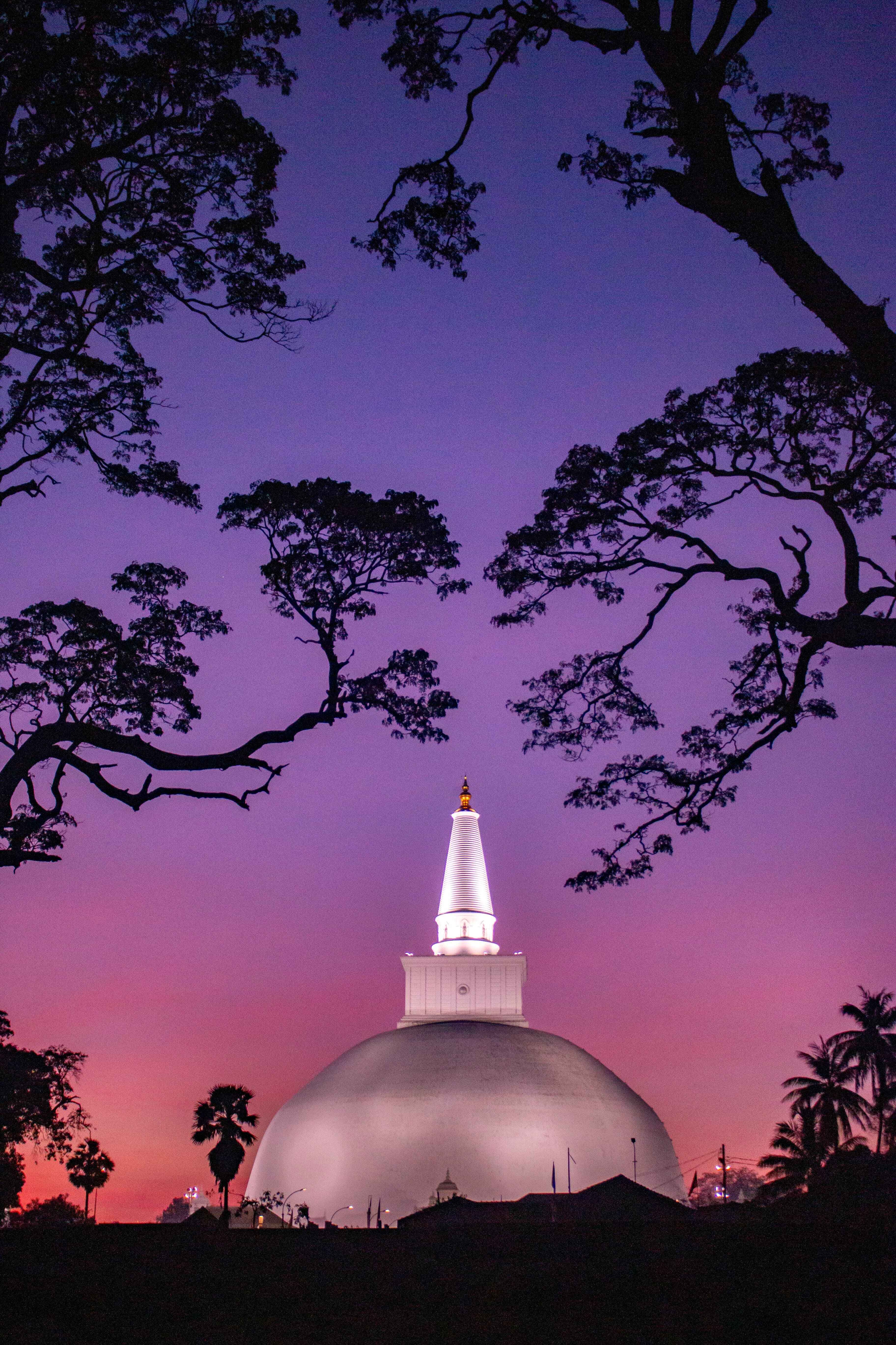 http://travelynex.com/wp-content/uploads/2026/06/Ruwanweliseya.jpg